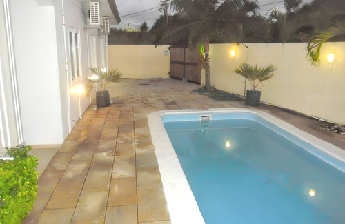 Pereybere Villa | Homerez - Villa paradisíaca en Grand Baie con piscina privada