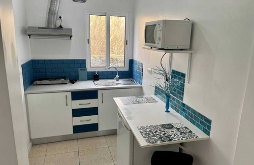 Caloura Casa | Homerez - Peaceful Retreat with Jacuzzi in Lagoa