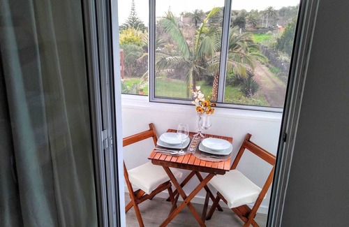 Caloura Casa | Homerez - Peaceful Retreat with Jacuzzi in Lagoa