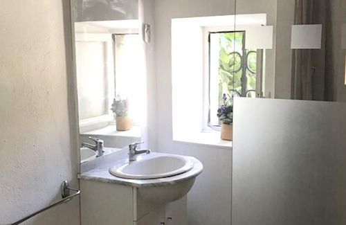 Orgnac-l'Aven Casa | Homerez - Bonita propiedad para 5 pers. con piscina compartida en Orgnac-l'Aven