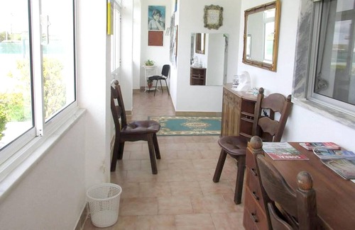 Sobral de Monte Agraco Casa | Homerez - Casa para 6 pers. con jardín y terraza en Sobral de Monte Agraço
