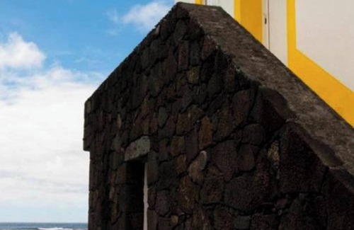 Lajes do Pico Apartamento | Homerez - Apto con vista al mar en Lajes Do Pico