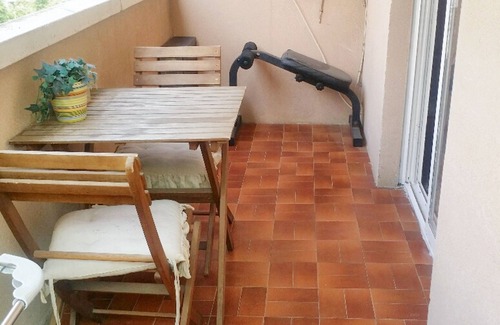 Benimaclet Apartamento | Homerez - Apartamento espacioso con jardín en Valencia