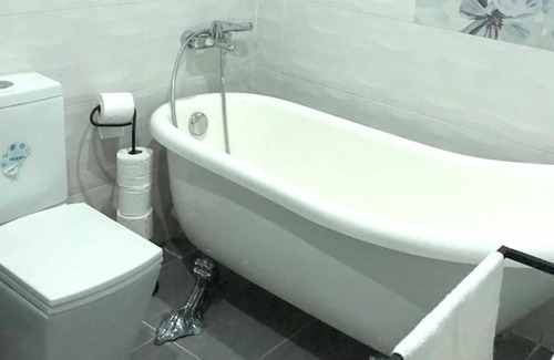 Nouaceur Apartamento | Homerez - Espacioso apartamento para 6 pers. con terraza y balcón en Nouasseur