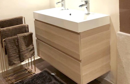 Nouaceur Apartamento | Homerez - Espacioso apartamento para 6 pers. con terraza y balcón en Nouasseur
