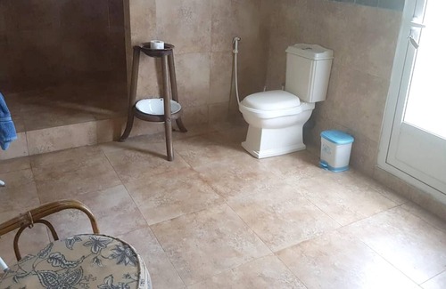 Vacoas-Phoenix Apartamento | Homerez - Espacioso apartamento para 6 pers. con balcón en Curepipe