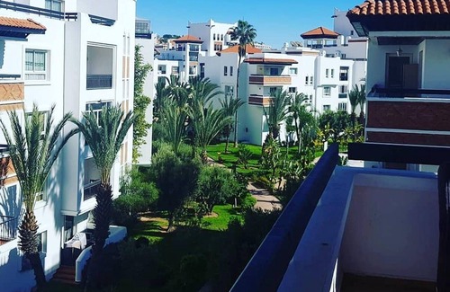 Agadir City Center Apartamento | Homerez - Apartamento para 6 pers. con piscina compartida y balcón en Agadir