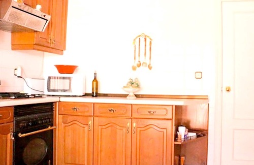 Castilblanco Casa | Homerez - Spacious house for 8 ppl. with terrace at Castilblanco