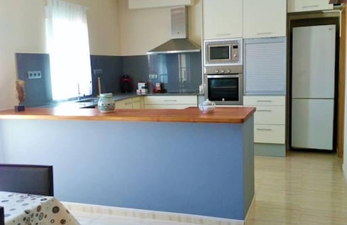 Camarles Casa | Homerez - Casa espaciosa en Camarles con piscina privada
