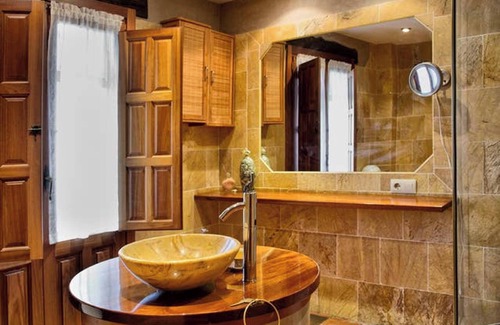 Zamarramala Casa | Homerez - Spacious House in Segovia with Large Garden