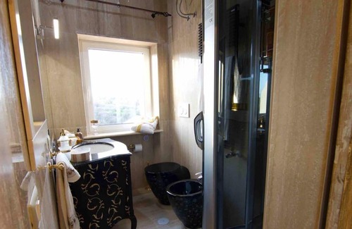 Vignanello Apartamento | Homerez - Espacioso estudio para 7 pers. con balcón en Vignanello