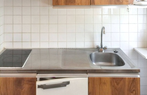 Neris-les-Bains Apartamento | Homerez - Estudio en Néris-les-Bains