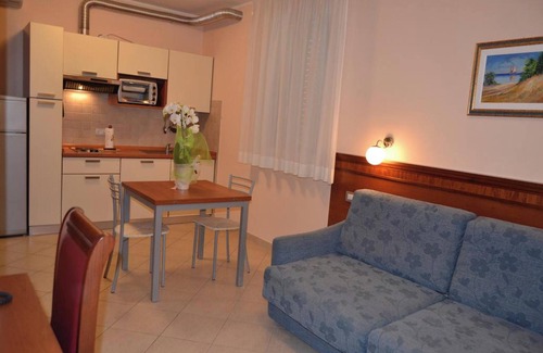 Viserbella Apartamento | Homerez - Studio in Rimini, parking, bikes