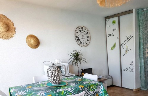 Saint-Cyprien Plage Apartamento | Homerez - Estudio Saint-Cyprien, vista al mar