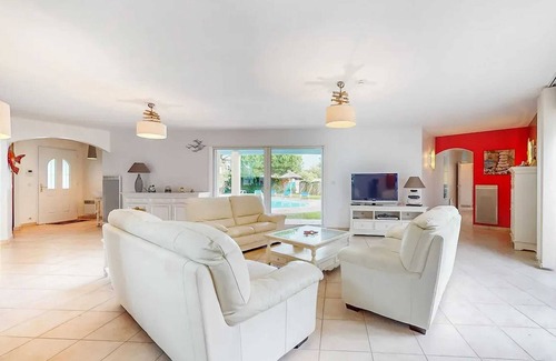 Meschers-sur-Gironde Villa | Homerez - Villa en Meschers-sur-Gironde