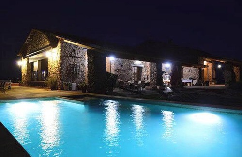 Fernan Caballero Villa | Homerez - Villa en Fernán Caballero