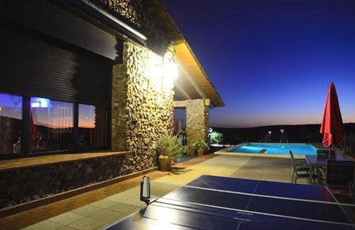 Fernan Caballero Villa | Homerez - Villa en Fernán Caballero