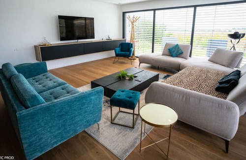 Raedersheim Villa | Homerez - Villa para 10 pers. con piscina, jacuzzi y jardín en Raedersheim
