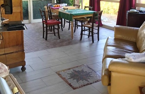 Bivona Villa | Homerez - Villa para 8 pers. con piscina, jacuzzi, jardín y terraza en Bivona