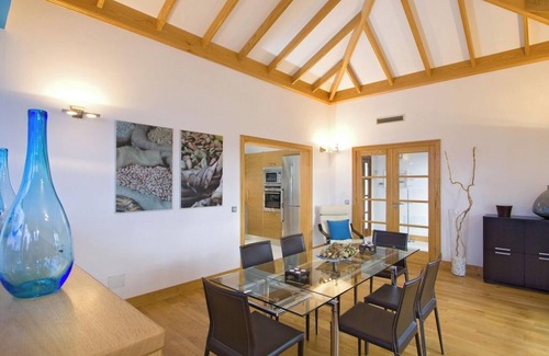 Playa Blanca Villa | Homerez - Villa en Playa Blanca