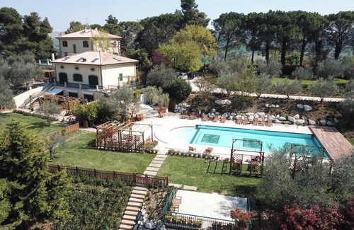 Mondavio Villa | Homerez - Villa en San Michele