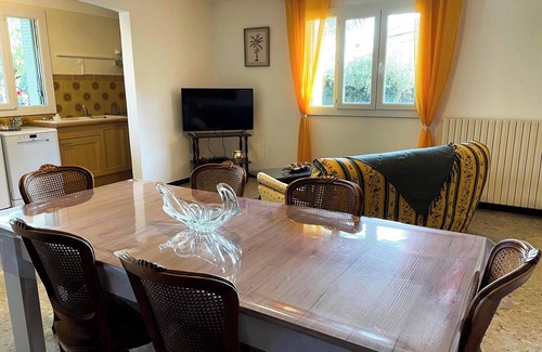 Sablet Villa | Homerez - Villa en Sablet + Piscina privada