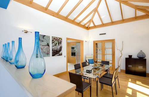 Playa Blanca Villa | Homerez - Villa Playa Blanca con piscina