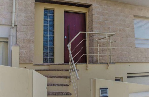 Campanha Villa | Homerez - Villa Oporto con piscina