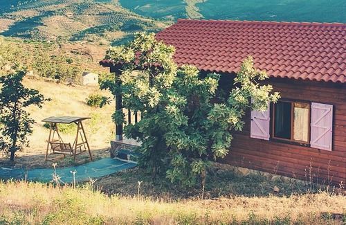 Canamero Casa | Homerez - Casa acogedora con vista a la montaña en Cañamero