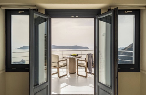 Firostefani Apartamento | Homeric Poems