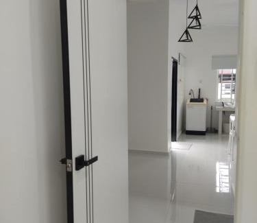 Kampung Alor Senggut Casa | Homestay Bajet Cikgu Amin