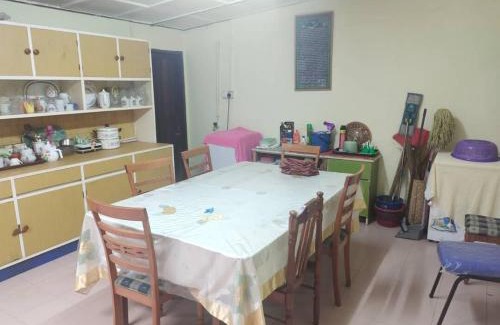 Kampung Padang Luas Casa | Homestay Che Mas 1 di Jerteh, Besut, Terengganu