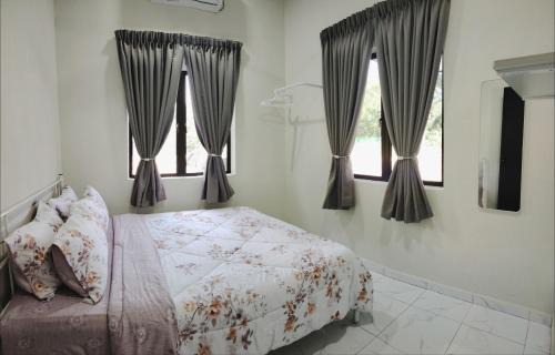 Kampung Keladi Casa | Homestay De'daun kulim mus'lim only