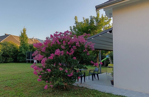 Chambery Cama Y Desayuno | Homestay