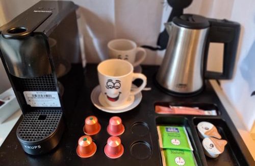 Flora Casa | Homestay Gent-Merelbeke self check-in service