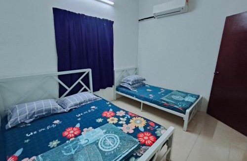 Kampung Tebing Rabak Apartamento | Homestay Lumut Perak