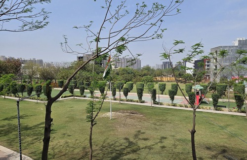 Faridabad Casa | Homestay Urban Dream: Where comfort meets city living
