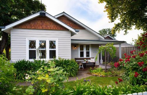 Hepburn Springs Casa | Homestead