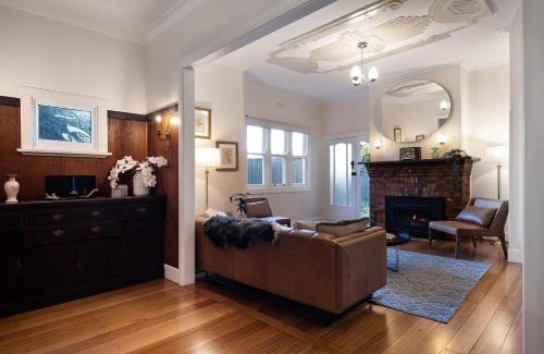 Hepburn Springs Casa | Homestead