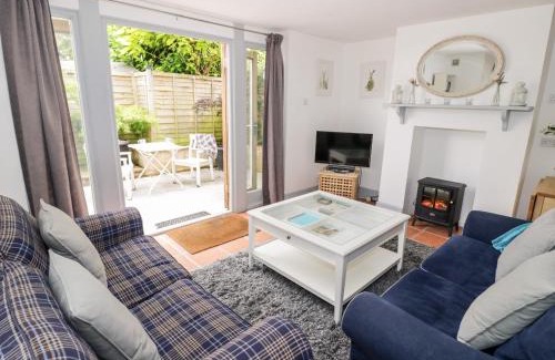 Halford Casa | Homestead Cottage
