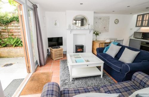 Halford Casa | Homestead Cottage