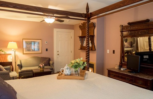 Willoughby Cama Y Desayuno | Homestead House B&B