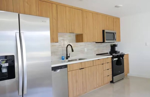 Princeton Casa | Homestead Oasis- 4BR Retreat w/ Rooftop & Views
