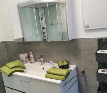 Hoheneich Apartamento | HomeW4 - Rosen Apartment