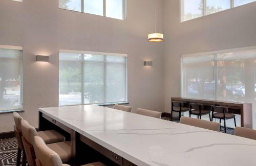 West San Antonio Hotel | Homewood Suites by Hilton Lackland AFB/SeaWorld, TX