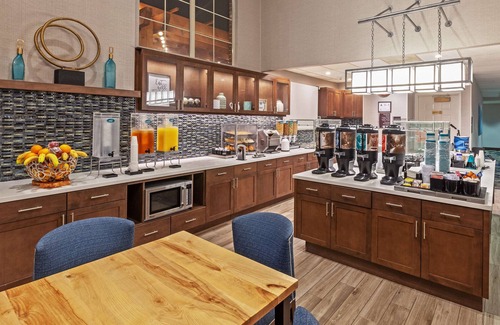 Greensboro Hotel | Homewood Suites by Hilton Greensboro