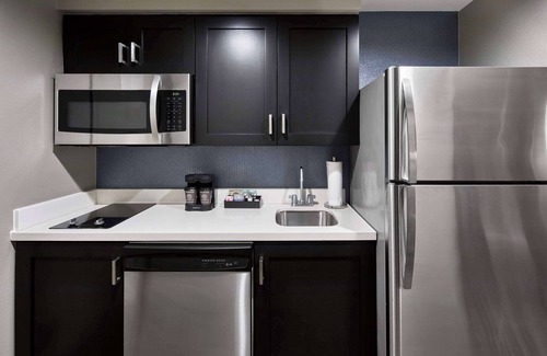 Hitch Village - Fred Wessels Homes Hotel | Homewood Suites by Hilton Savannah Historic Dist/Riverfront
