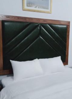 Lahore Cama Y Desayuno | Homewood Suites Family Guest House & Apartments