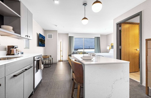 Southeast Colorado Springs Hotel | Homewood Suites By Hilton Colorado Springs Airport, Co