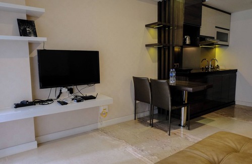 Arjuna Apartamento | Homey 1Br At Landmark Residence Bandung Apartment